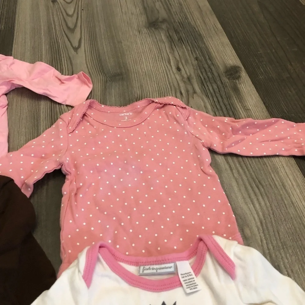 Carters Bundle of Plain and Printed Onesies‎ 3 Months